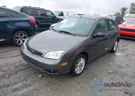 2006 Ford Focus Zx3 from USA, damaged, VIN 1FAHP31N06W152138